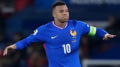 “2022-2023赛季英超联赛第13轮亮点回放”