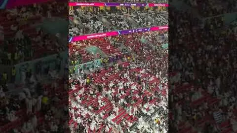 林良铭“头球”致对手红牌，国足面临困境，单兵作战